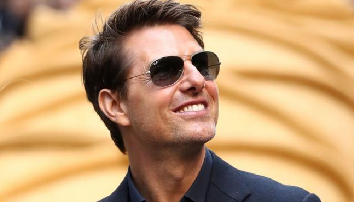 Tom cruise teeth